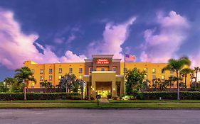 Hampton Inn & Suites - Fort Pierce